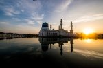 马来西亚沙巴水上清真寺.jpg
