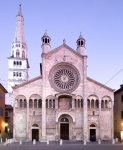 Cattedrale di Modena facciata.jpg