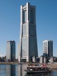 250px-Yokohama-Landmark-Tower-02.jpg